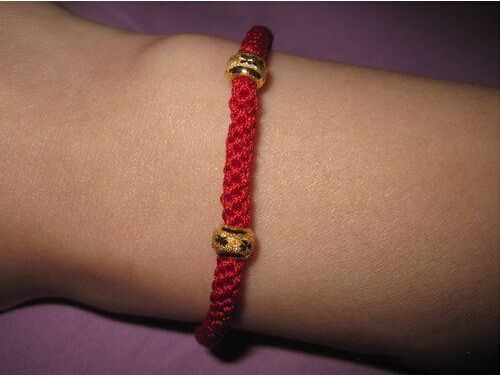 本命年转运珠红绳手链编法