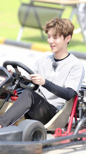 鹿晗 鹿哥 luhan 狍狍卡丁车