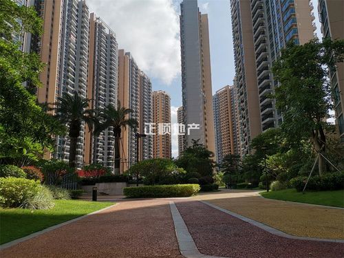 坦洲高档小区 中澳春城 精装修2房 拧包入住 电梯高层 格局方正 采光