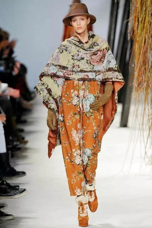 "时装界的雷诺阿"——高田贤三_设计师_趣味_fdc面料