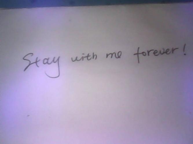 希望你一直在我身边陪伴我 用英文怎么说