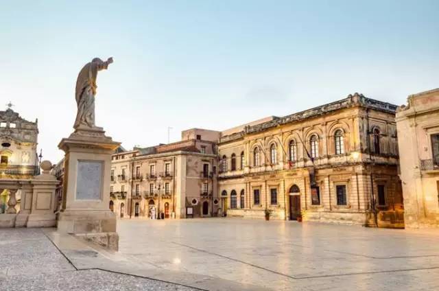 中国驻意大利大使馆