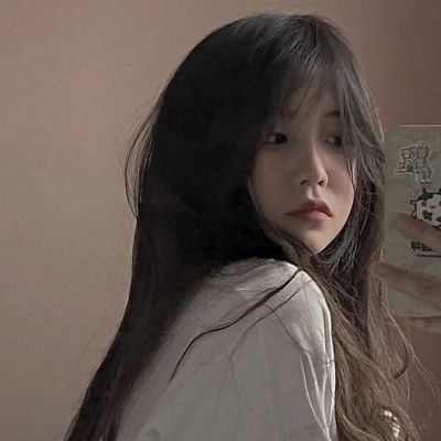 微信清纯脱俗的气质女生头像希望也有人是你的最佳听众