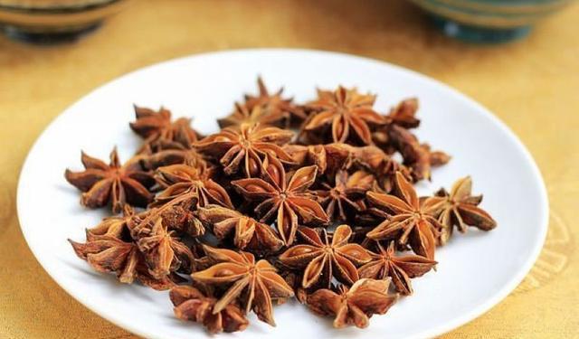 调料中的大料和八角是同一种调料吗?别弄错了,收藏好