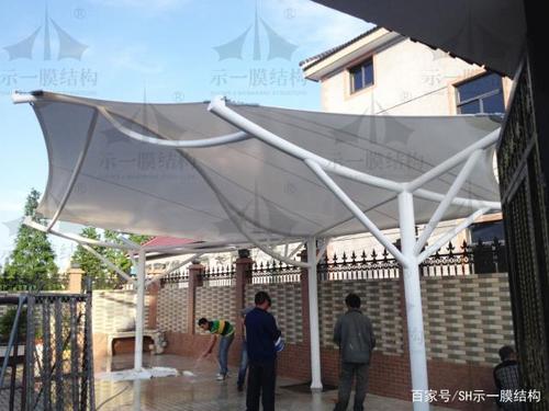 膜结构凉棚在别墅中的运用