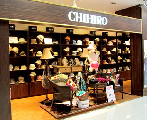 帽仕汇品牌店面形象设计_帽仕汇帽子手套专卖店橱窗陈列展示【实图】