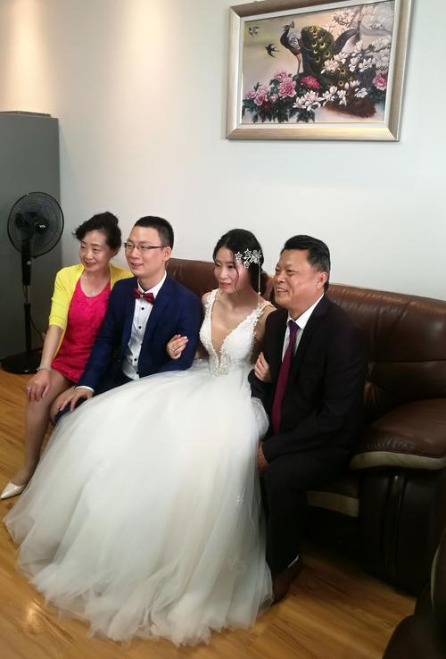 赵文博石雨卉新婚照片(部分)