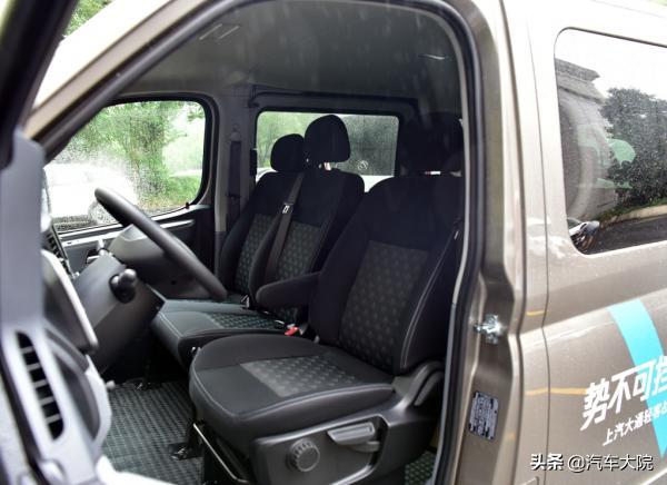 又帅又好用,上汽大通maxus v90让李明忍不住点赞