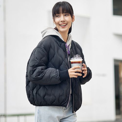 坦博尔2021年新款女时尚菱格羽绒服短款棒球领秋冬保暖小个子外套