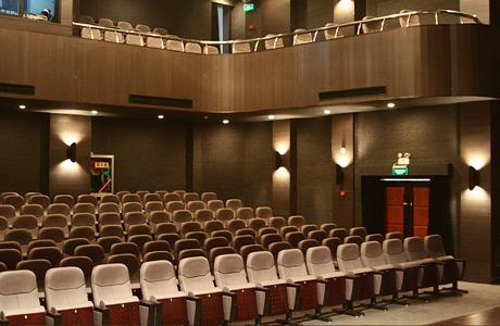 【体育中心/天河城/跑马场】陕西人民艺术剧院