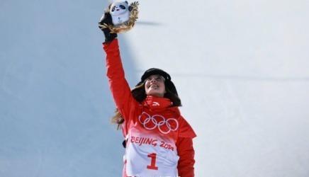 谷爱凌夺得2022年北京冬奥会自由式滑雪女子大跳台金牌