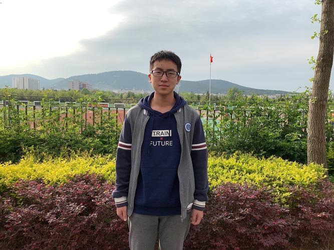 陈奕凝 探花:周子琪 状元:张子清 榜眼:赵婧宇 探花:刘润泽 状元:徐昕