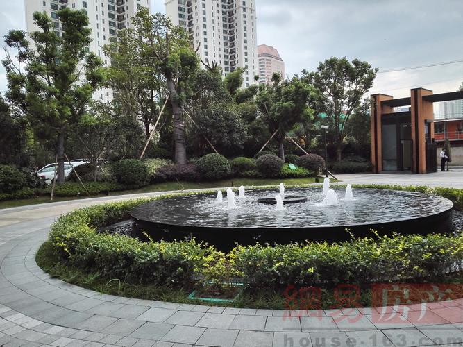 华侨城苏河湾 实景图 小区实景