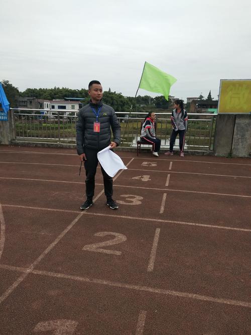 无运动,不青春——欢迎来到泸县云锦中学体育节现场