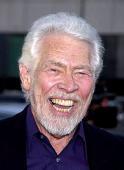 p>詹姆斯·柯本(james coburn,1928年8月31日～2002年11月8日),身材