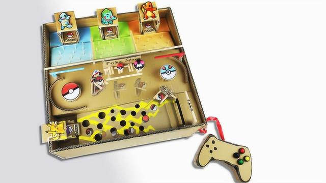 外国小伙创意手工,用纸板制作宠物精灵游戏机,一起来见识下!