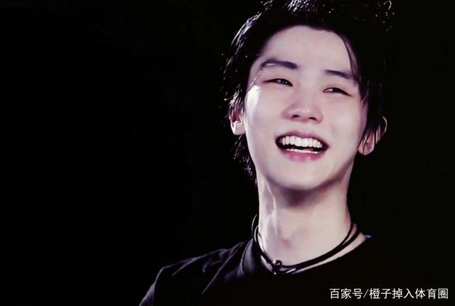 羽生结弦不同风格的笑容:灿若星辰,暖若千阳,治愈人心