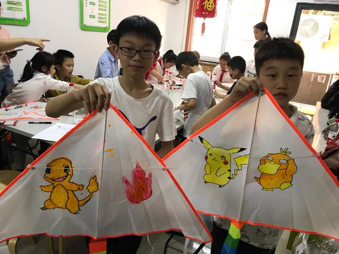 499弄迎"六一"风筝手工制作活动