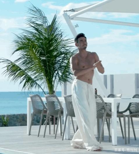 男星晒腹肌太魔怔有人帅气有人油田上身有人没眼看