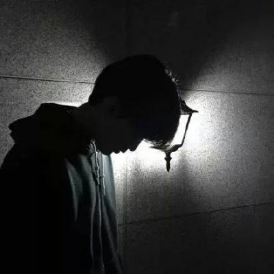 有个性的黑白男生头像