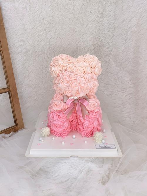 永生花小熊蛋糕02_蛋糕_永生花_抱抱熊怎么样_吃货