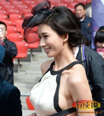 林志玲周秀娜 盘点那些胸部下垂依然很美的女星