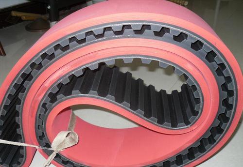 多楔带又称多槽带,主要应用与发动机,电机等动力设备传动.