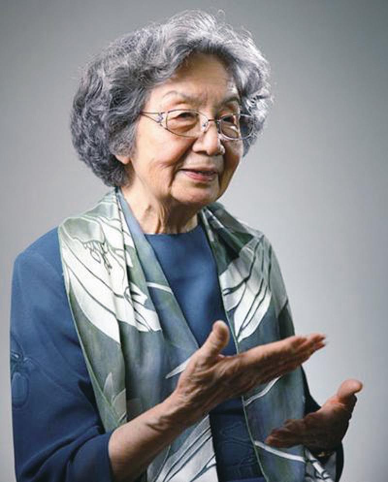 北广人物 03 新闻     叶嘉莹是当代最有名的古典文学研究大家.