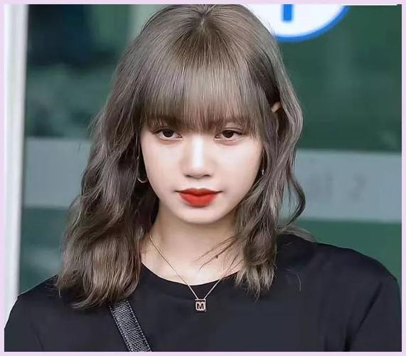 5款秋冬"整容级发色",照着染简直美翻!回头率200%!