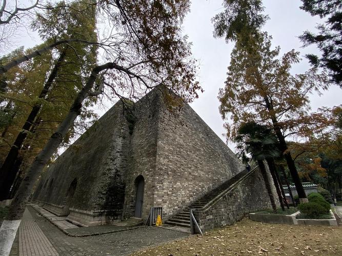 南京午朝门公园
