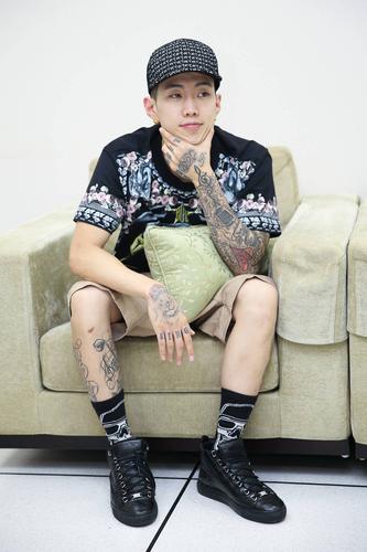 朴宰范退出2pm八年后吐心声