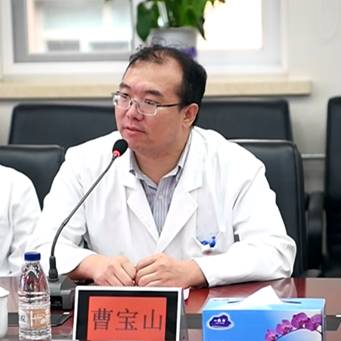 北医三院"组团式"援藏医疗队的队长,肿瘤化疗与放射病科曹宝山表示