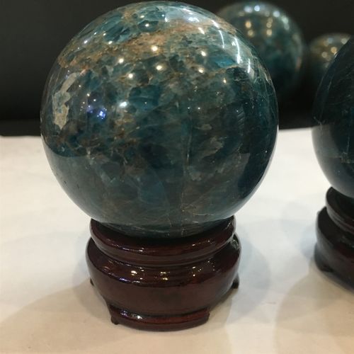 天然磷灰石水晶球 风水石 居家摆件 水晶工艺品装饰