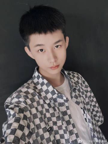 周五 18:00-18:30 @sss小队_李晨昊 小队:  本周日(8