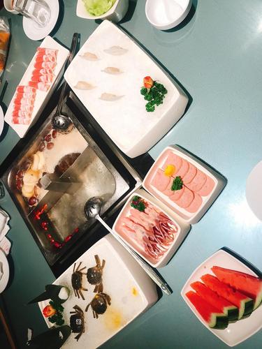 就是海底捞蘸酱调制的一个小帖子.