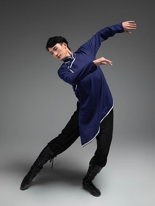 蒙古舞蹈服装男