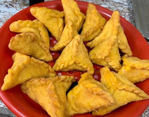 登塔社会实践队美食调研潮汕油粿