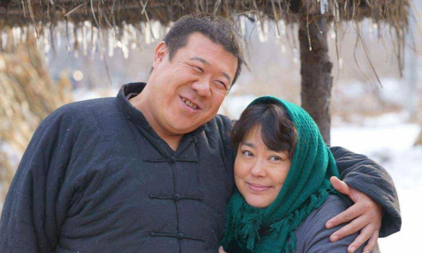 李菁菁心有多大?负面缠身也不忘谈笑风生,真是人生如戏全靠演技