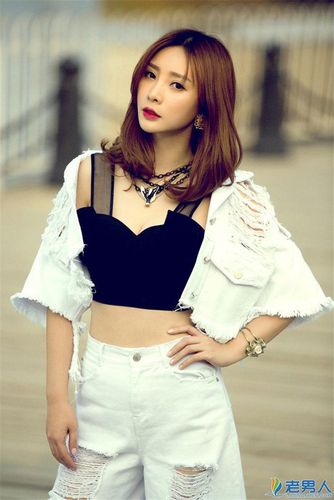 高清图集:史上最全柳岩制服诱惑性感内衣写真大曝光