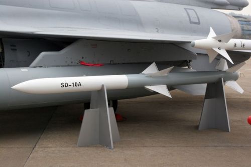 震撼!中国研制霹雳-21型超远程空空导弹