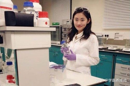 何碧玉拥有良好的家教环境,起点已经超过了许多孩子,如今更是在美国