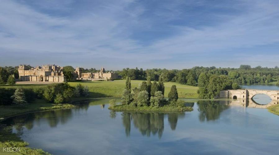 英国布伦海姆宫