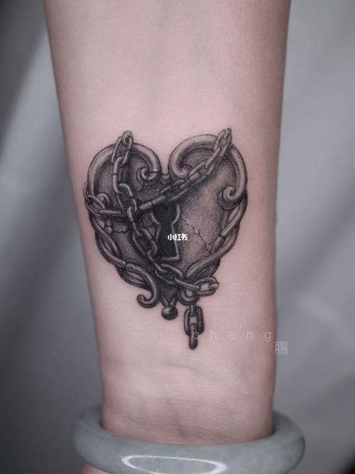 心锁:封心锁爱9498写实纹身|纹身遮盖_纹身_原创设计_设计_心锁