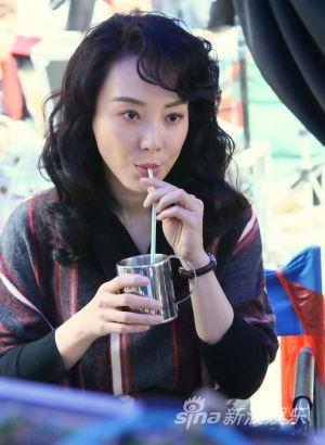 《剧场》福建热拍 陈数孙淳演绎四角恋