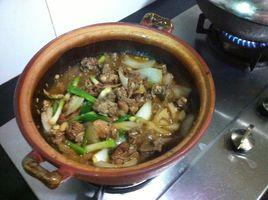 兔肉排骨煲