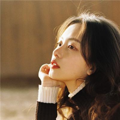 女生2021唯美好看侧面头像侧脸带着淡淡的忧伤与厌世