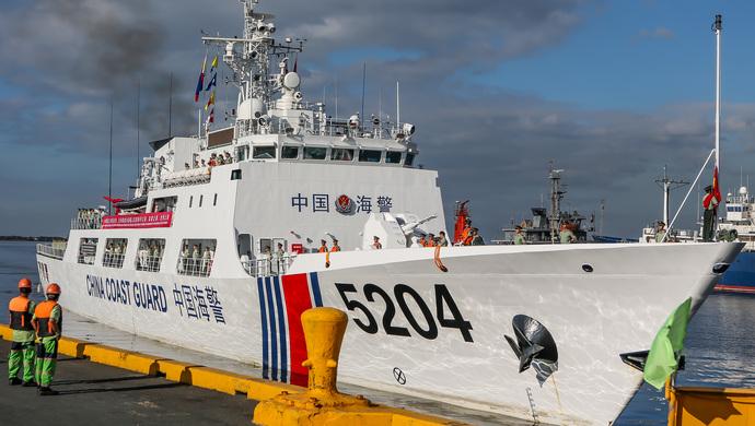 中国海警舰艇首访菲律宾,菲海岸警卫队指挥官回击菲媒质疑