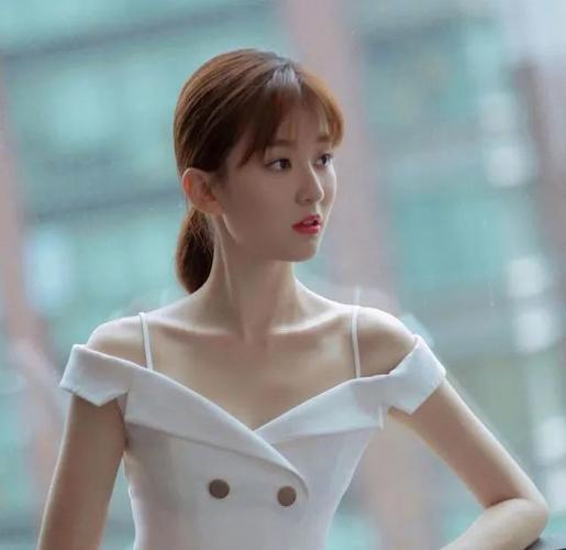 "乖乖女"乔欣也有"平凡的荣耀"