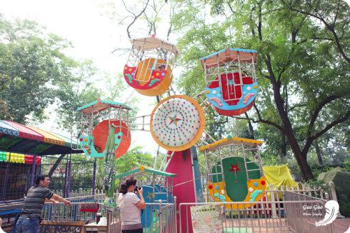 儿童玩的小摩天轮