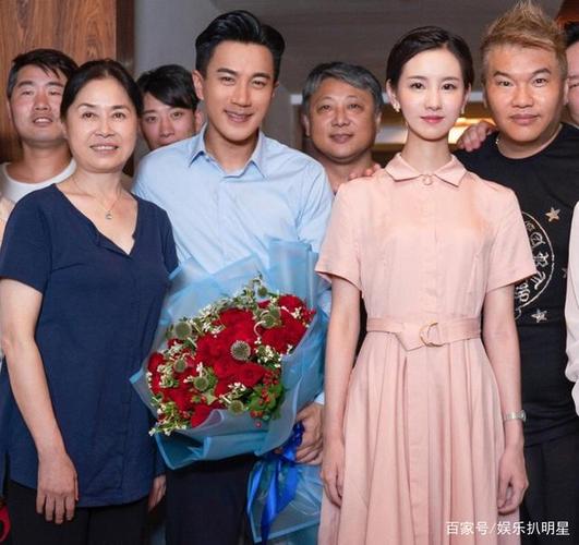 刘恺威和小19岁陈都灵假戏真做?看到俩人的片场日常